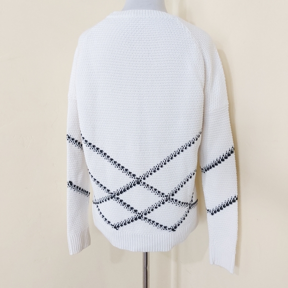 Vince White & Black Striped Cotton Long Sleeve Textured Knit Pull Over Sweater - Picture 9 of 13